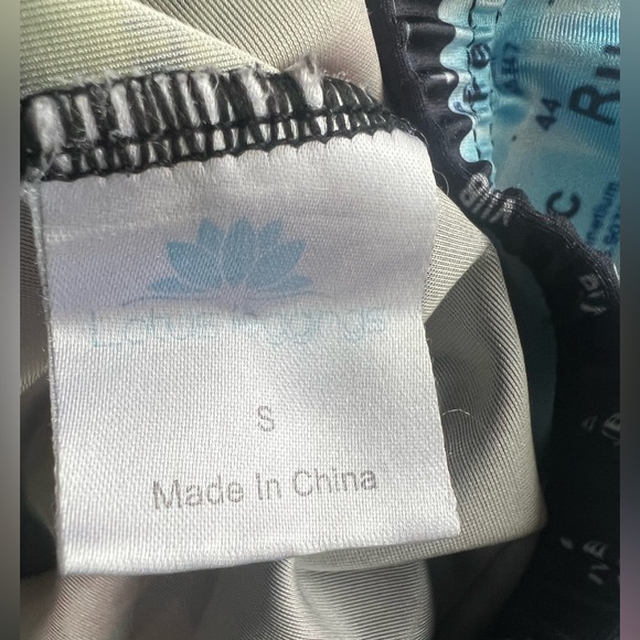 Lotus Leggings Periodic Table of the Elements Chemistry  OG - Picture 5 of 8